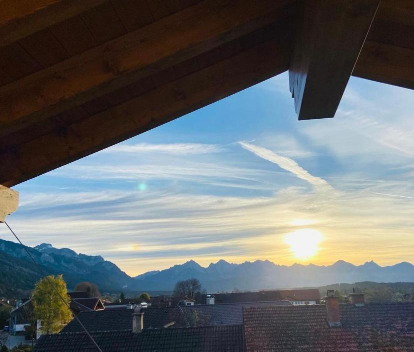 23 Neu Erbaute Ferienwohnung Mit Schloss- Und Panoramablick Halblech Eksteriør bilde