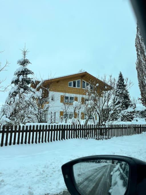 23 Neu Erbaute Ferienwohnung Mit Schloss- Und Panoramablick Halblech Eksteriør bilde
